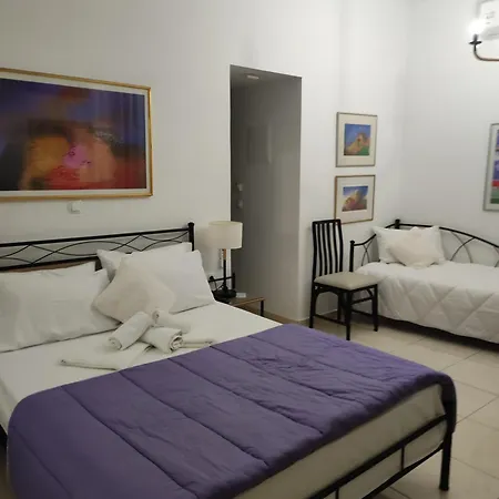 Porto Chania Guest house