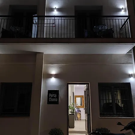 Porto Chania Guest house 3*