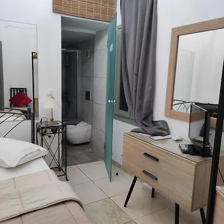 Porto Chania Guest house 3*